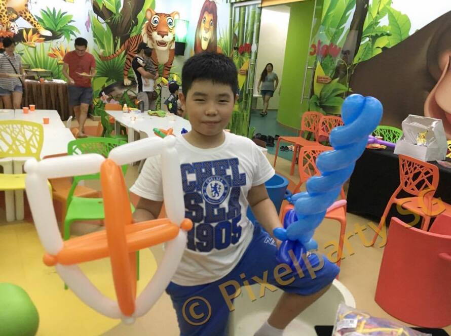 Balloon sculpting Services Singapore