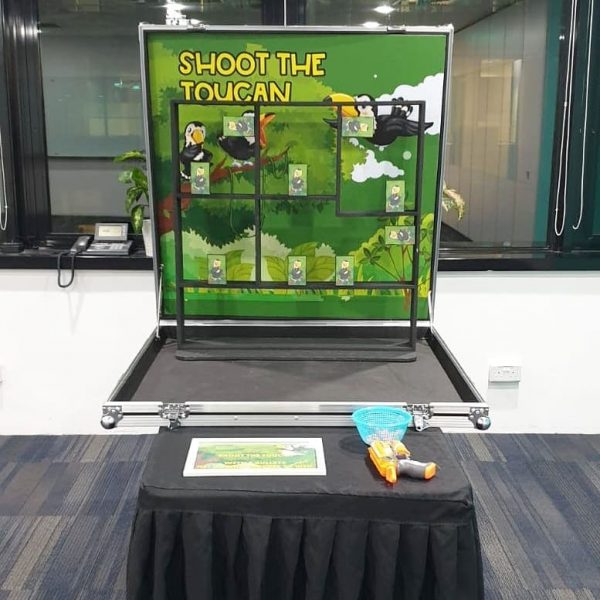 shoot-the-toucan-carnival-game-booth-rental-singapore