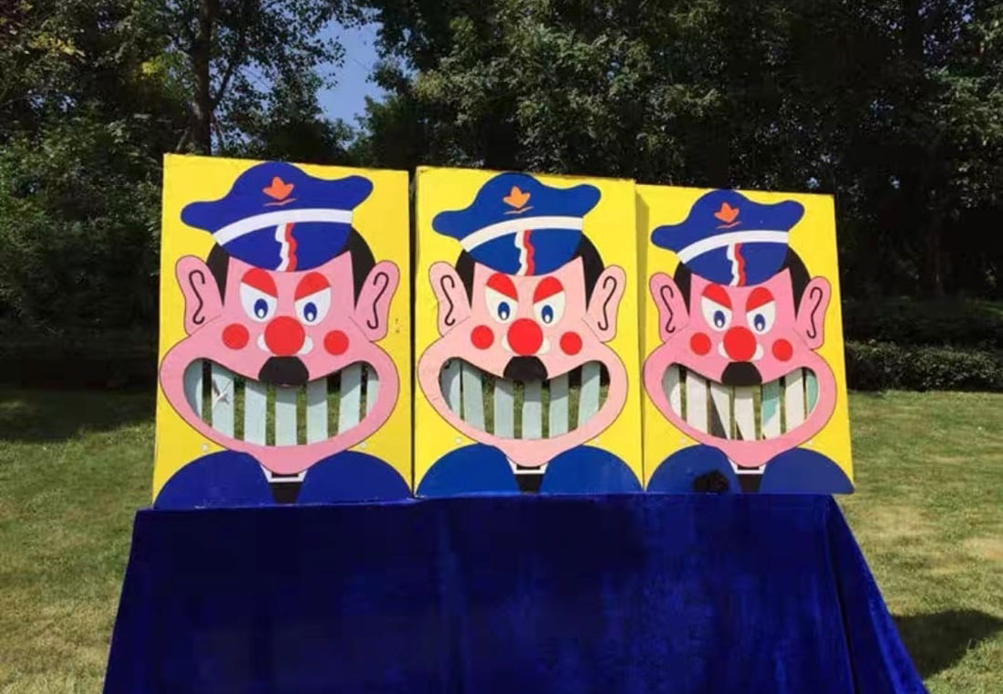 Break The Teeth Carnival Deluxe Games Rental