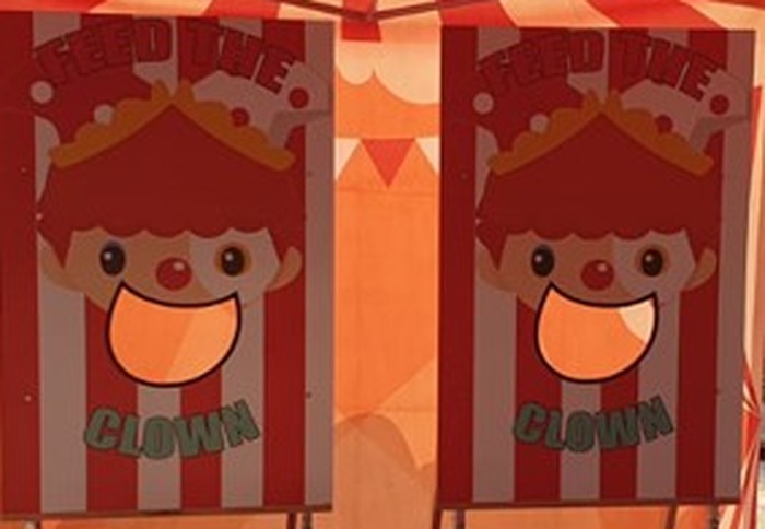 feed-the-clown-carnival-deluxe-game-rental-singapore