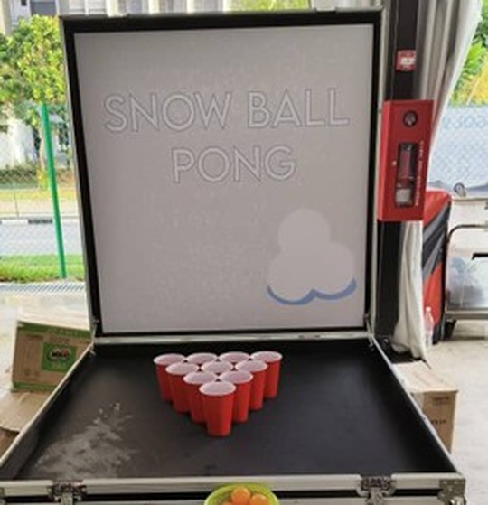 snowball-pong-carnival-game-booth-rental-singapore