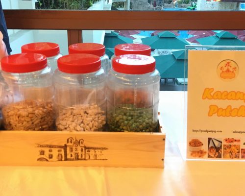 kacang-puteh-stall-singapore