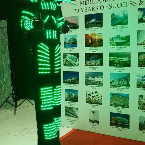 stilt-waker-service