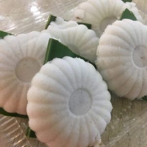 Tutu Kueh